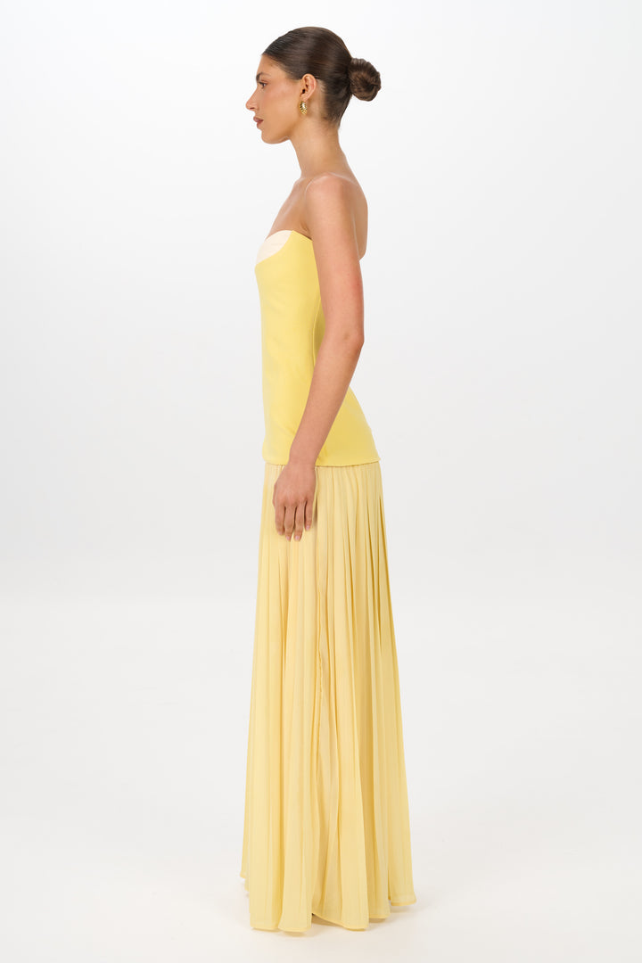 NICOLETTE | CANARY