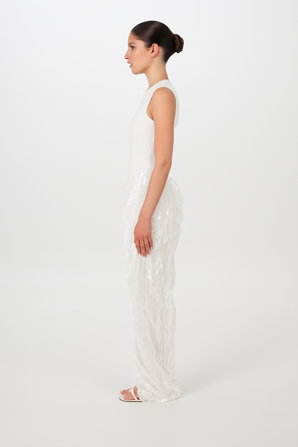 ZOI | WHITE